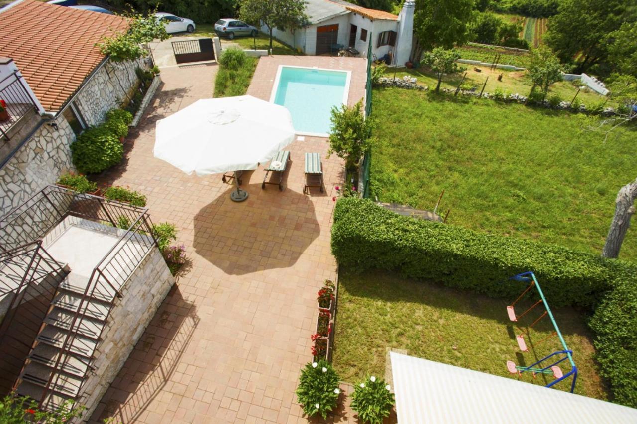 Holiday Home Elvis, Village Kujici Hreljici Bagian luar foto