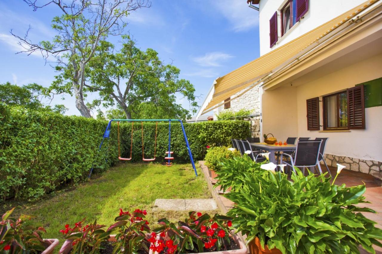 Holiday Home Elvis, Village Kujici Hreljici Bagian luar foto
