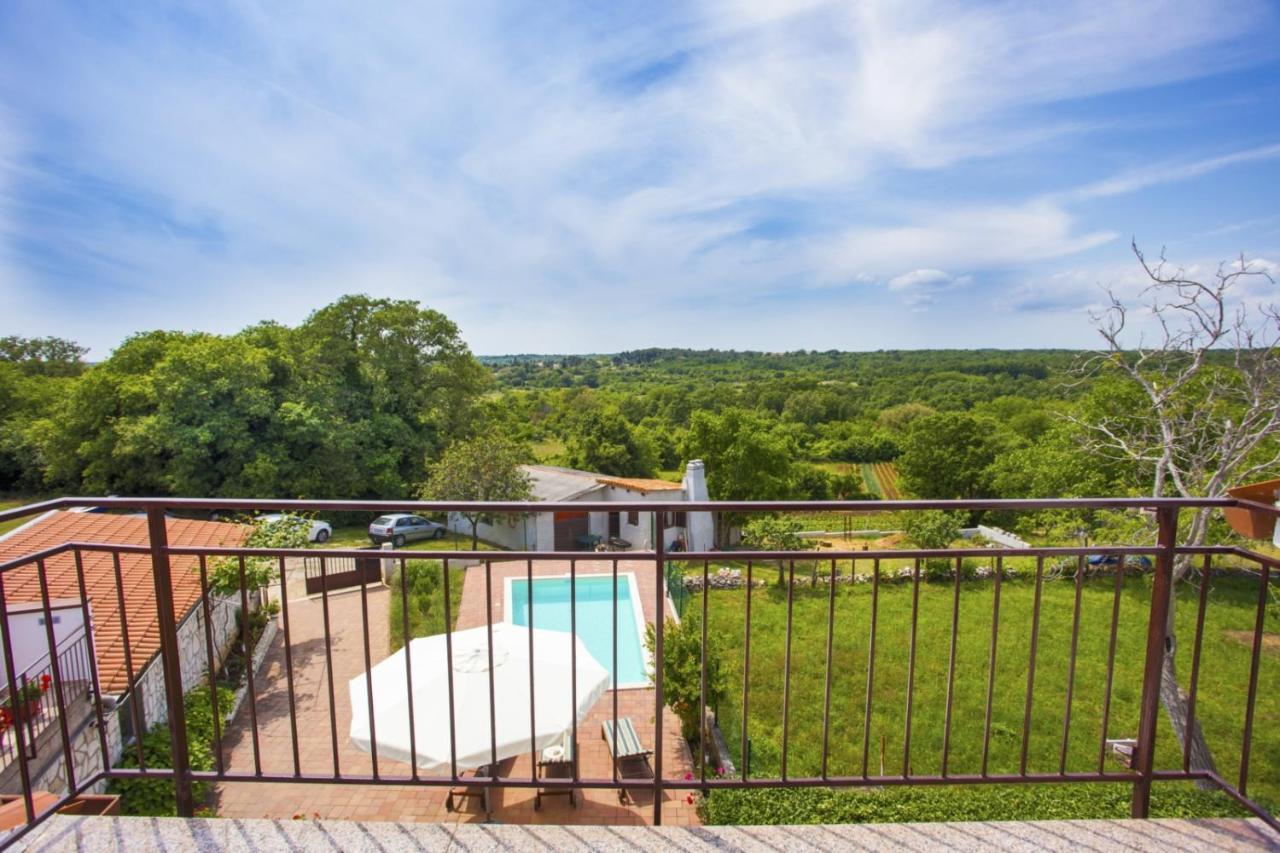 Holiday Home Elvis, Village Kujici Hreljici Bagian luar foto