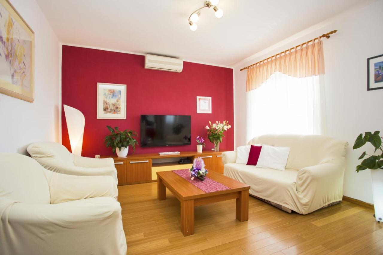 Holiday Home Elvis, Village Kujici Hreljici Bagian luar foto
